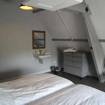 住宿加早餐酒店 Groepsaccommodatie De Pastorie Lage Mierde