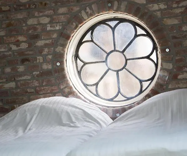 Bed & Breakfast Groepsaccommodatie De Pastorie Lage Mierde